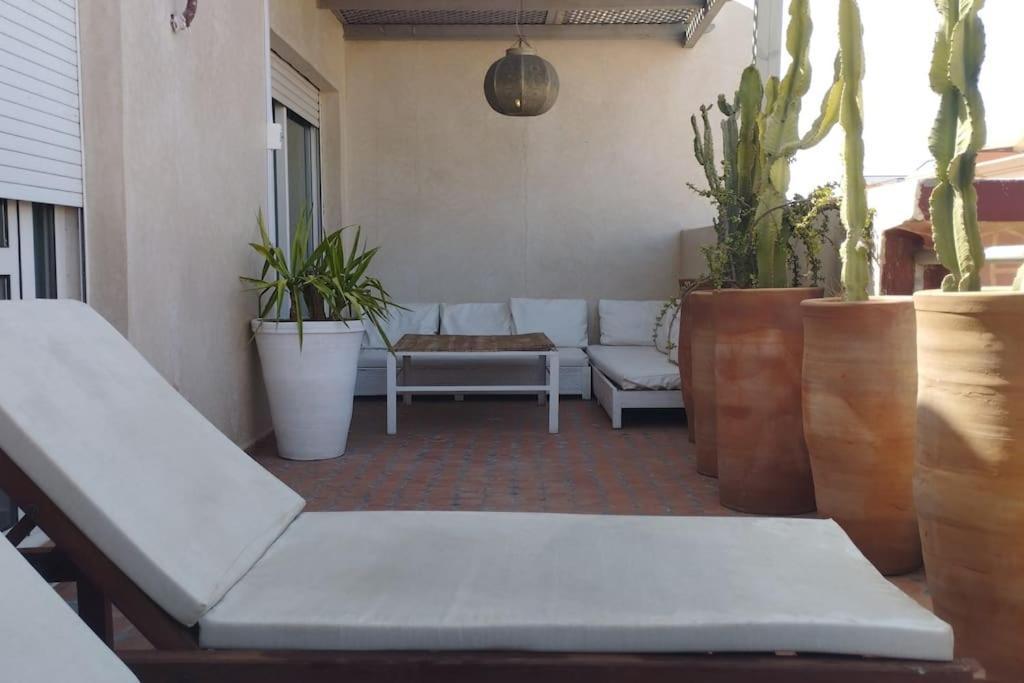 Rooftop Avec Terrasse Centre Gueliz شقة مراكش